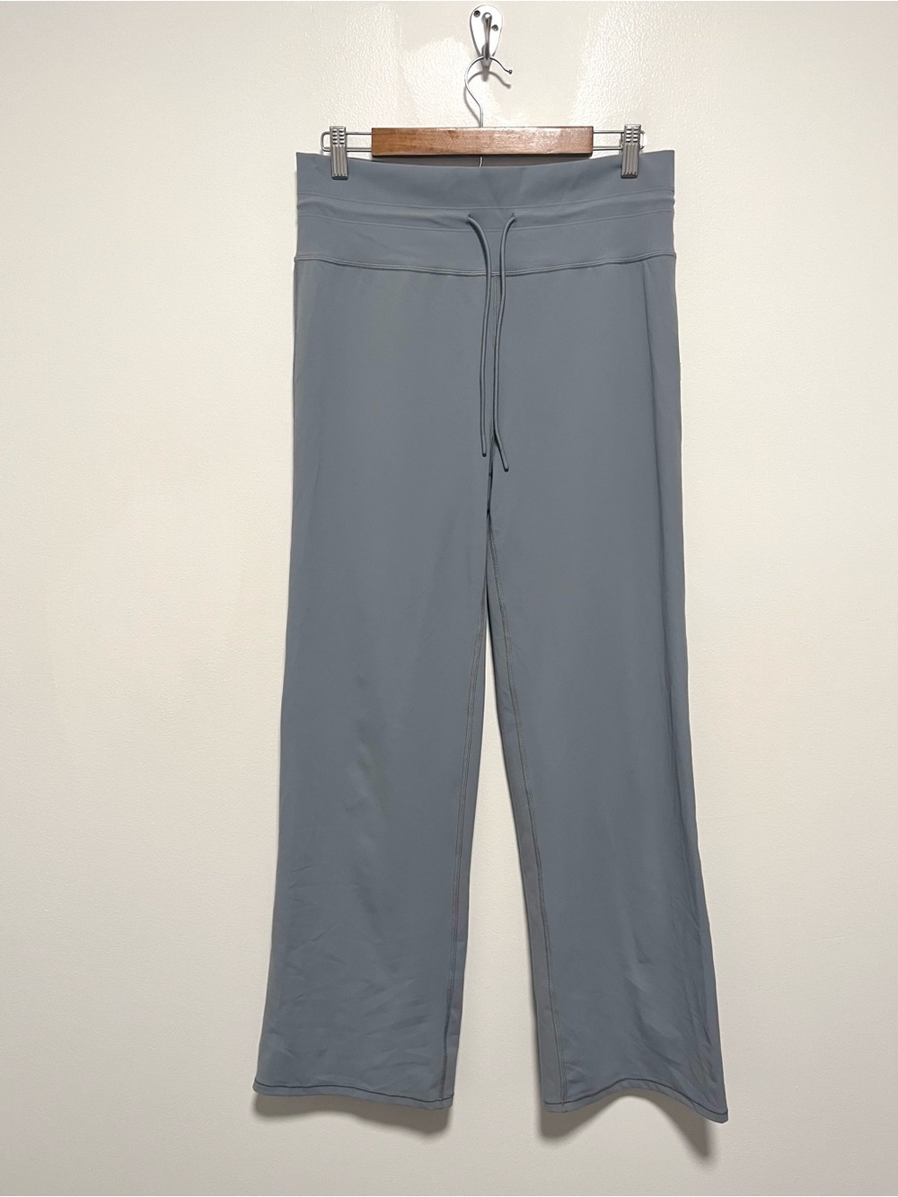 Vuori Daily Wideleg Athletic Pants Women Mallorca Blue Yoga Lounge L SHORT